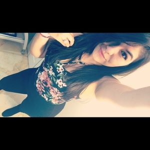 Meet your Posher, Stephanie